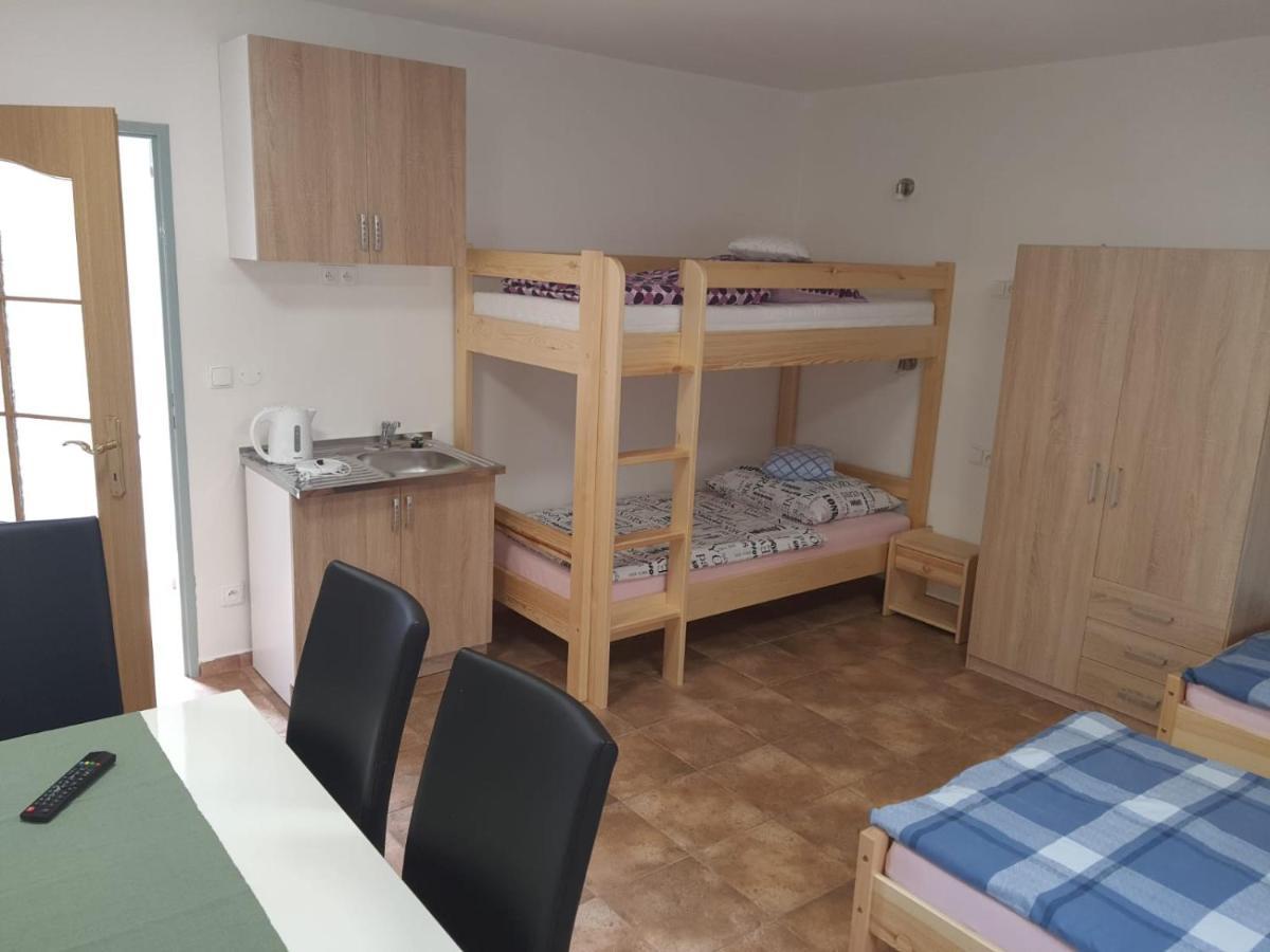 Penzion U Pavla Most Exterior foto